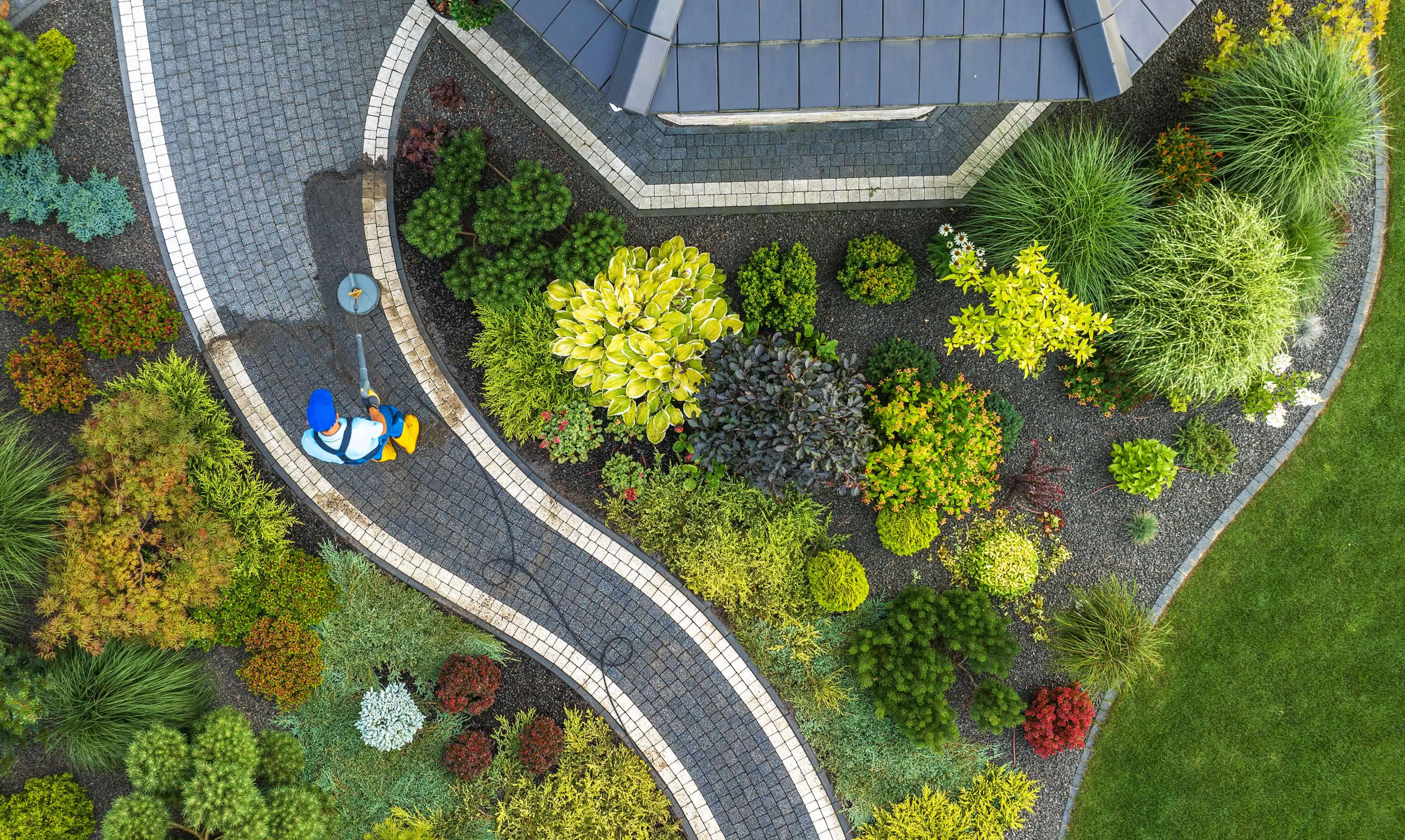 An essential curb appeal checklist highlighting home exterior maintenance and professional landscaping services to boost property value in Ocala, FL.