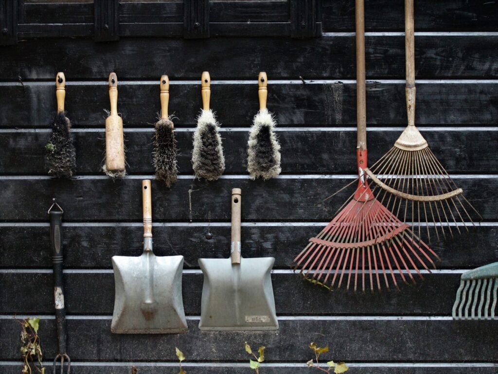 Need a Handyman for Yard Work Near Me? Ocala's 2026 Guide 3 DIY vs professional yard cleanup comparison in Ocala FL