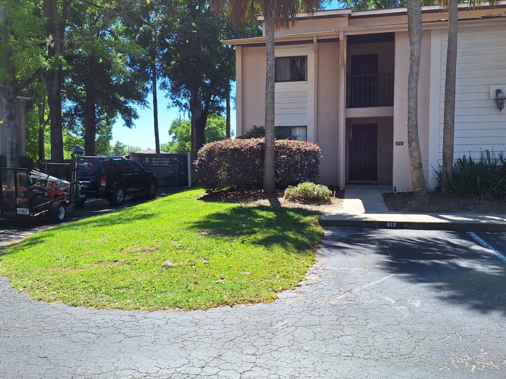 Finding Trusted Residential Lawn Care in Ocala, FL 2 mower and edging equipment ready for lawn care ocala fl service call